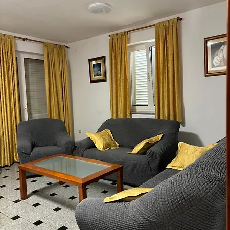 Sulekic Apartman *