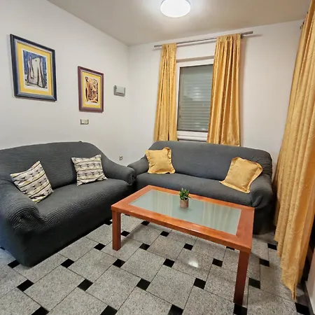 Sulekic Apartman *